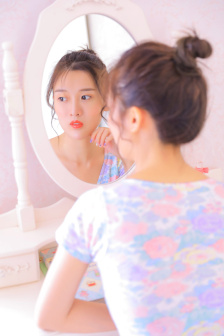 哔哩哔哩舌吻